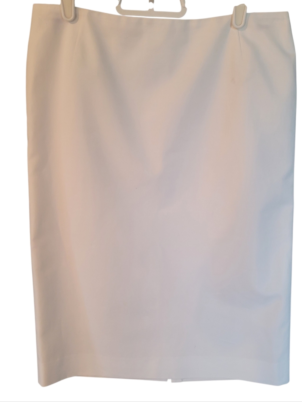 Lafayette 148 white pencil skirt - 4.         A43